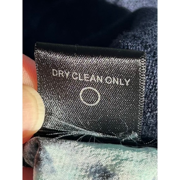 NWT Barneys New York Women's V-Neck Knit Cardigan Sweater Navy Blue‎ Size XS - Picture 13 of 13